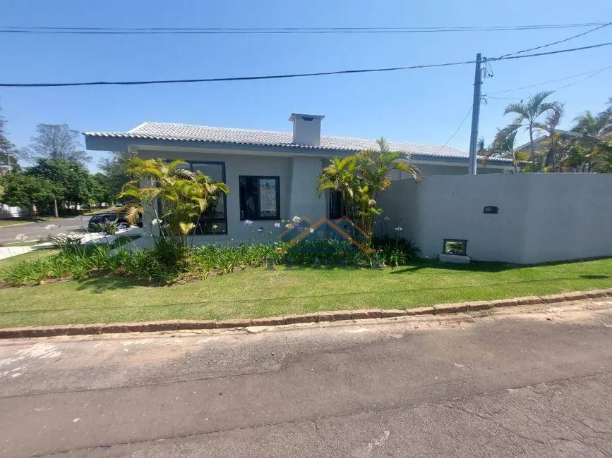 Foto 6 de Casa de Condomínio com 3 quartos à venda e para alugar, 1500m2 em Vinhedo - SP
