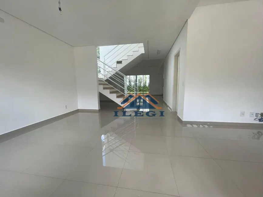 Foto 2 de Casa de Condomínio com 3 quartos à venda, 425m2 em Vinhedo - SP