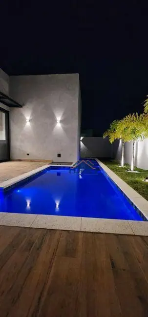 Foto 4 de Casa com 3 quartos à venda, 453m2 em Votorantim - SP
