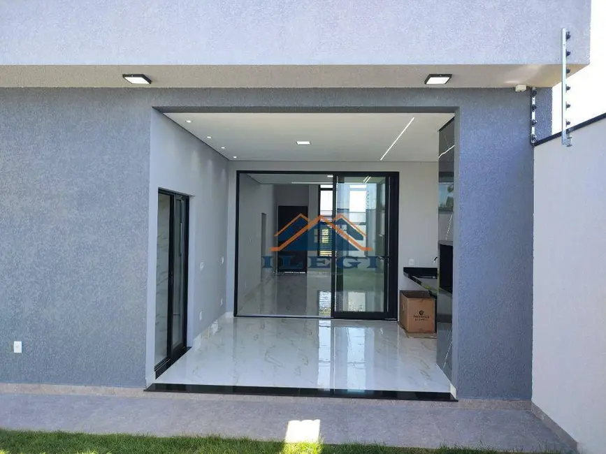 Casa com 3 quartos à venda, 250m2 em Itupeva - SP - imagem 2 Foto 2 de Casa com 3 quartos à venda, 250m2 em Itupeva - SP