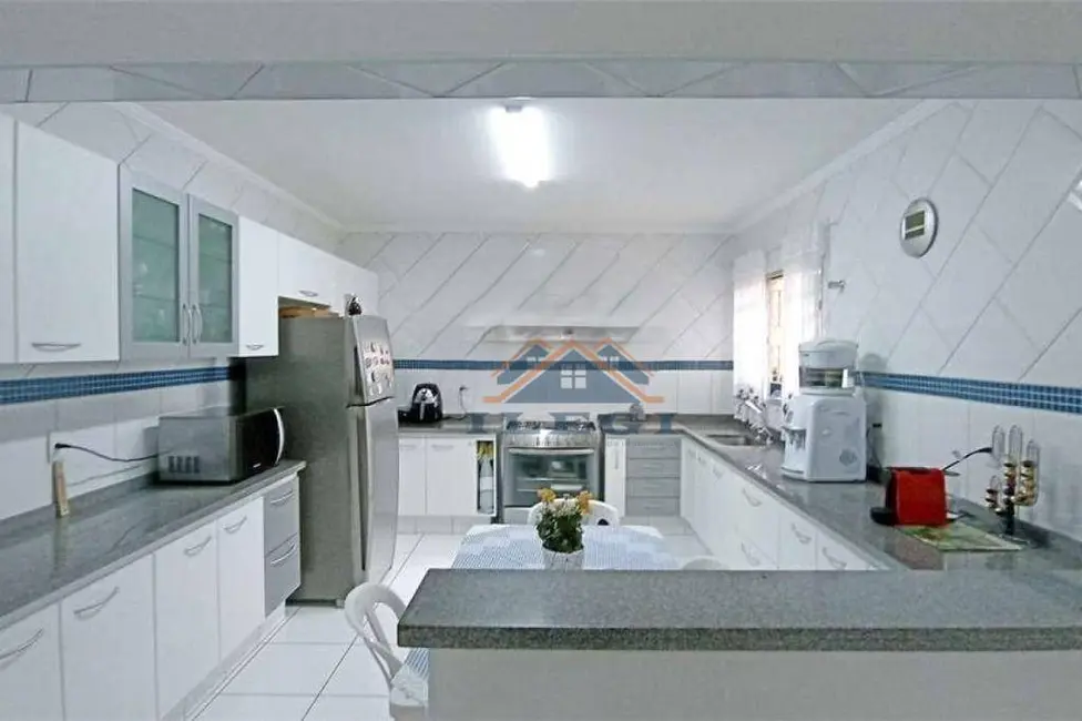 Casa com 5 quartos à venda, 330m2 em Nova Vinhedo, Vinhedo - SP - imagem 5 Foto 5 de Casa com 5 quartos à venda, 330m2 em Nova Vinhedo, Vinhedo - SP