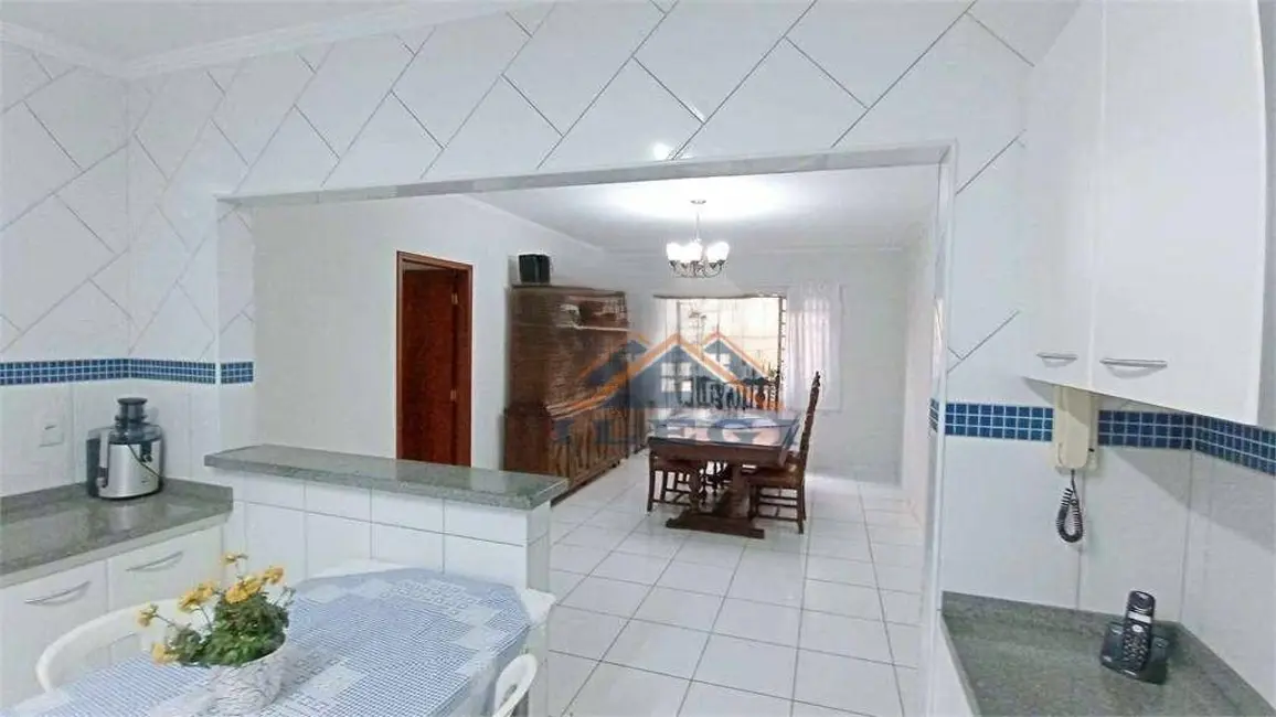 Casa com 5 quartos à venda, 330m2 em Nova Vinhedo, Vinhedo - SP - imagem 1 Foto 1 de Casa com 5 quartos à venda, 330m2 em Nova Vinhedo, Vinhedo - SP