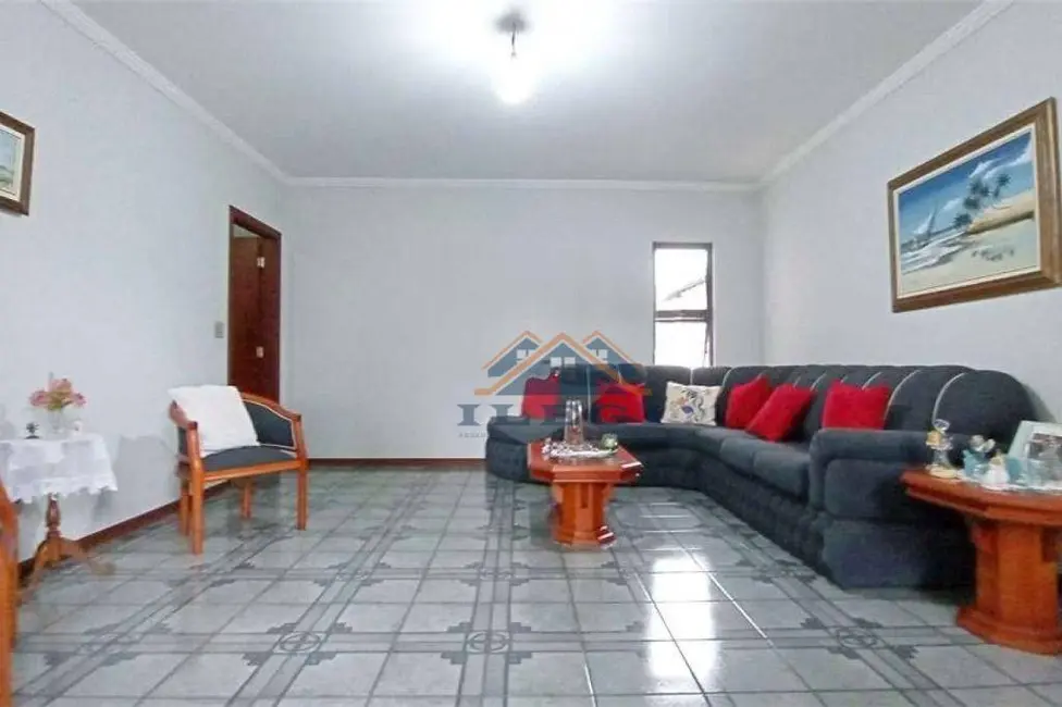 Casa com 5 quartos à venda, 330m2 em Nova Vinhedo, Vinhedo - SP - imagem 3 Foto 3 de Casa com 5 quartos à venda, 330m2 em Nova Vinhedo, Vinhedo - SP