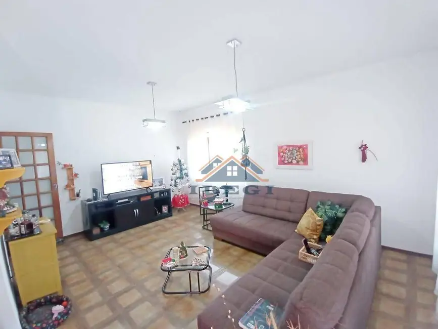 Foto 8 de Casa com 3 quartos à venda, 200m2 em Santa Rosa, Vinhedo - SP