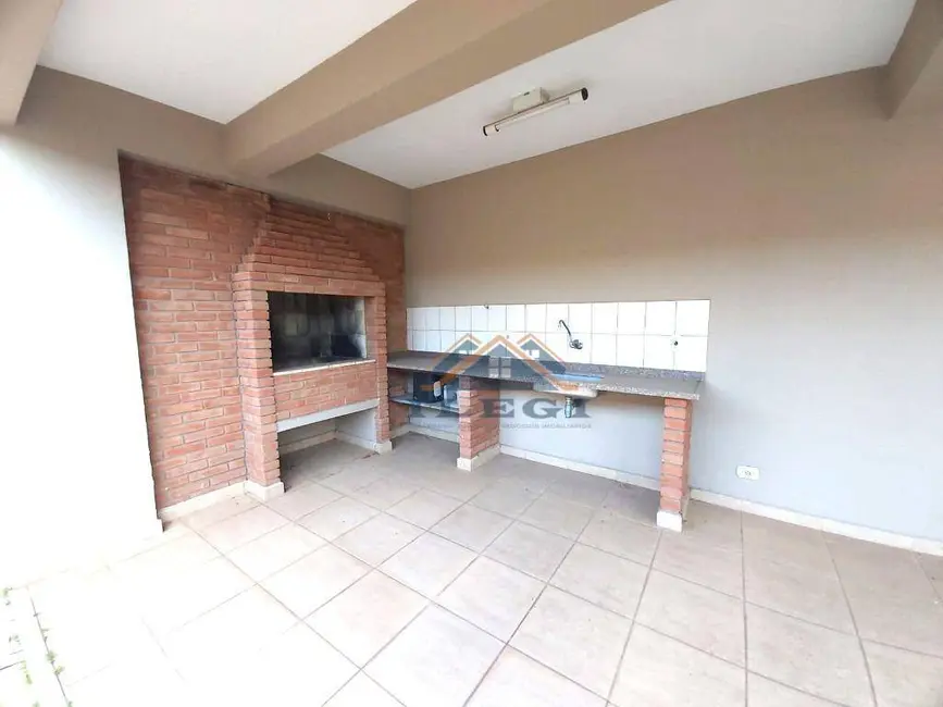 Foto 5 de Casa com 3 quartos à venda e para alugar, 384m2 em Centro, Vinhedo - SP