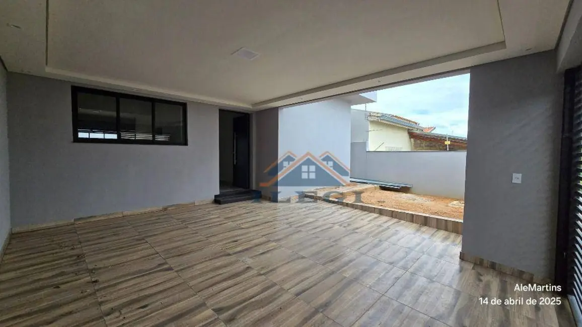Casa de Condomínio com 3 quartos à venda e para alugar, 250m2 em Itupeva - SP - imagem 3 Foto 3 de Casa de Condomínio com 3 quartos à venda e para alugar, 250m2 em Itupeva - SP