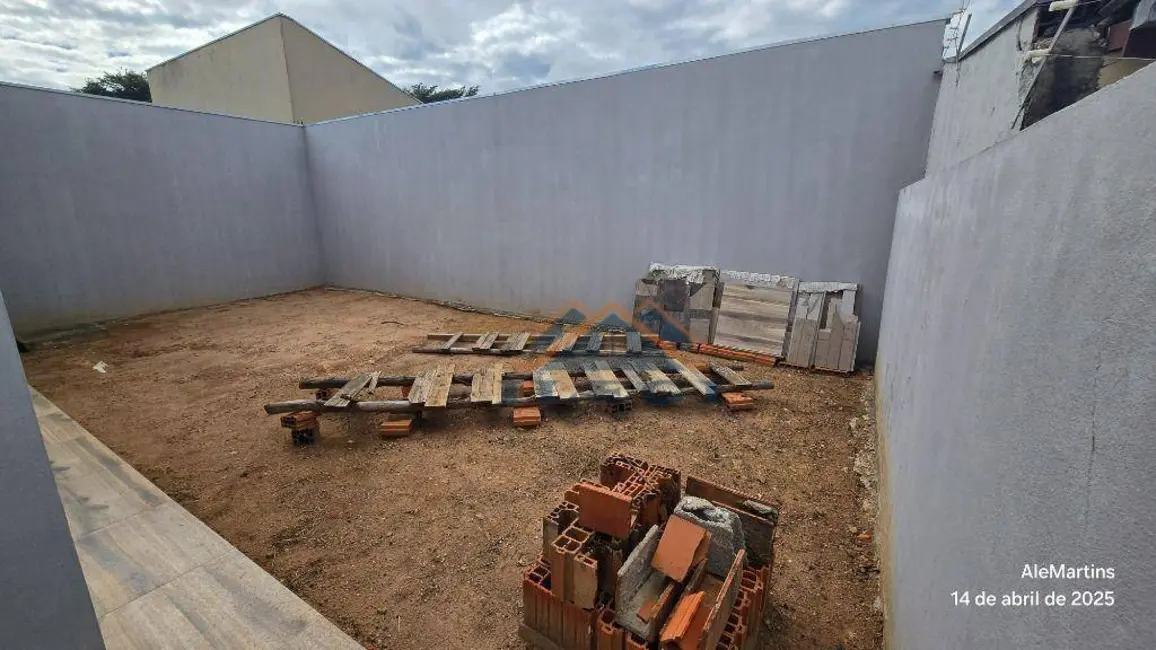 Casa de Condomínio com 3 quartos à venda e para alugar, 250m2 em Itupeva - SP - imagem 1 Foto 1 de Casa de Condomínio com 3 quartos à venda e para alugar, 250m2 em Itupeva - SP