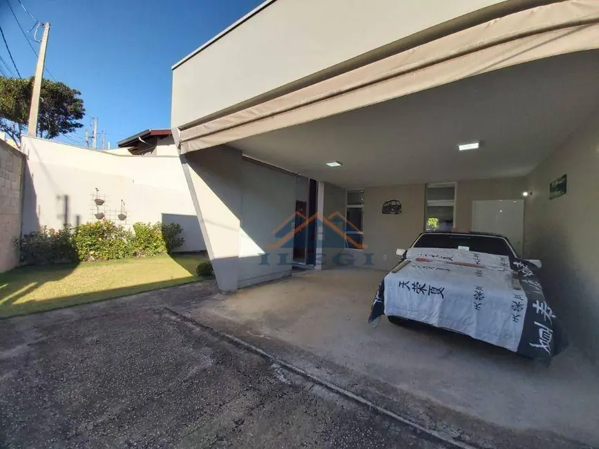 Foto 1 de Casa com 3 quartos à venda, 281m2 em João XXIII, Vinhedo - SP