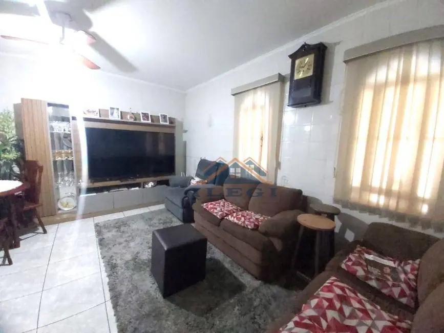 Foto 3 de Casa com 3 quartos à venda, 250m2 em Nova Vinhedo, Vinhedo - SP