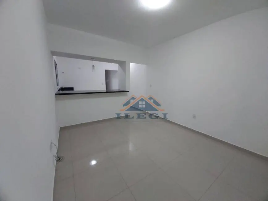 Foto 6 de Casa com 2 quartos à venda, 125m2 em Santa Cândida, Vinhedo - SP