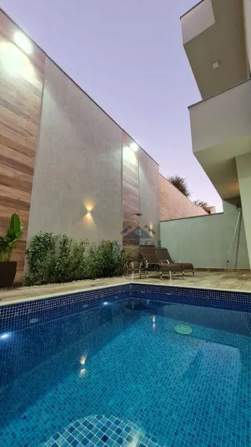 Foto 9 de Casa de Condomínio com 3 quartos à venda, 250m2 em Pinheirinho, Vinhedo - SP