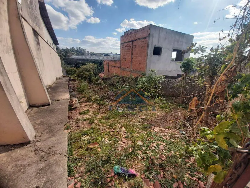 Foto 2 de Terreno / Lote à venda, 320m2 em João XXIII, Vinhedo - SP