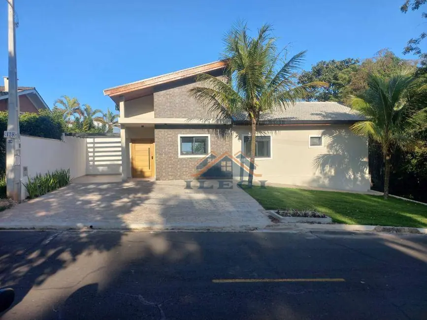 Foto 1 de Casa de Condomínio com 3 quartos à venda, 800m2 em Marambaia, Vinhedo - SP