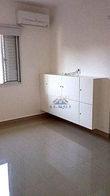 Casa de Condomínio com 3 quartos para alugar, 1000m2 em Santa Cândida, Vinhedo - SP - imagem 9 Foto 9 de Casa de Condomínio com 3 quartos para alugar, 1000m2 em Santa Cândida, Vinhedo - SP