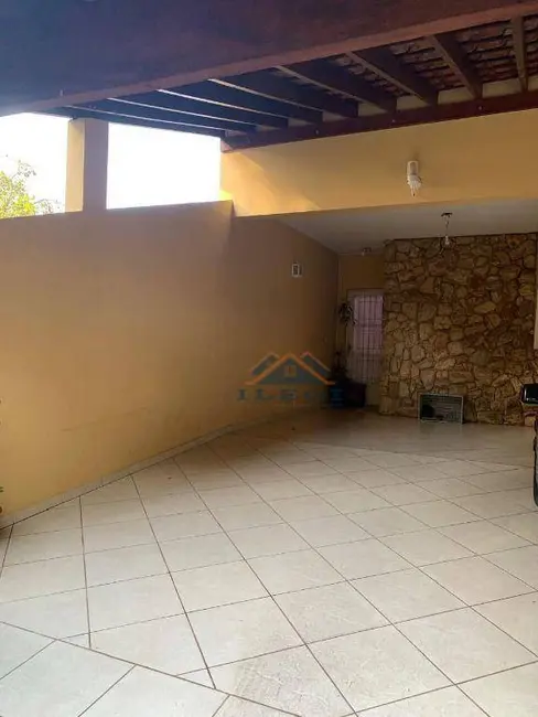 Foto 9 de Casa com 2 quartos para alugar, 250m2 em João XXIII, Vinhedo - SP