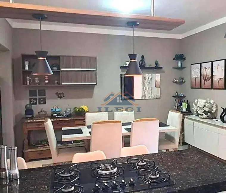 Casa com 4 quartos à venda, 160m2 em Capela, Vinhedo - SP - imagem 9 Foto 9 de Casa com 4 quartos à venda, 160m2 em Capela, Vinhedo - SP