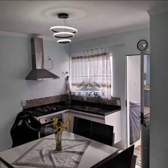 Foto 2 de Casa de Condomínio com 2 quartos à venda, 120m2 em Capela, Vinhedo - SP