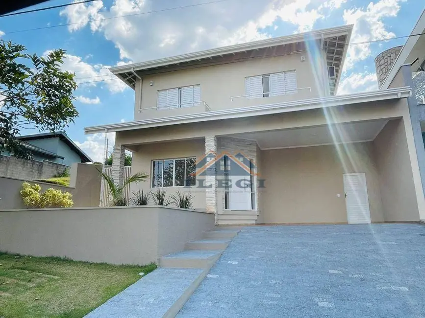 Foto 1 de Casa de Condomínio com 4 quartos à venda, 300m2 em Pinheirinho, Vinhedo - SP