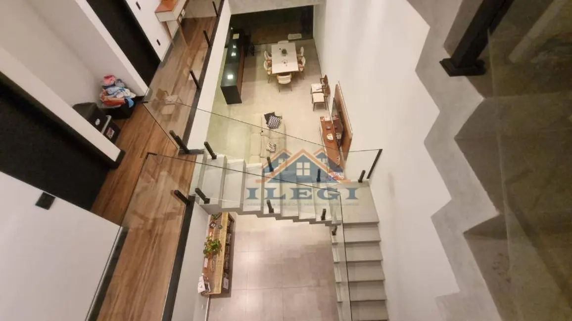 Casa com 3 quartos à venda, 391m2 em Pinheirinho, Vinhedo - SP - imagem 6 Foto 6 de Casa com 3 quartos à venda, 391m2 em Pinheirinho, Vinhedo - SP