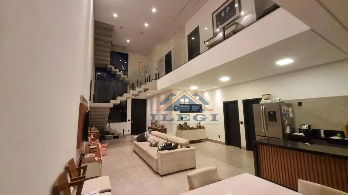 Casa com 3 quartos à venda, 391m2 em Pinheirinho, Vinhedo - SP - imagem 2 Foto 2 de Casa com 3 quartos à venda, 391m2 em Pinheirinho, Vinhedo - SP