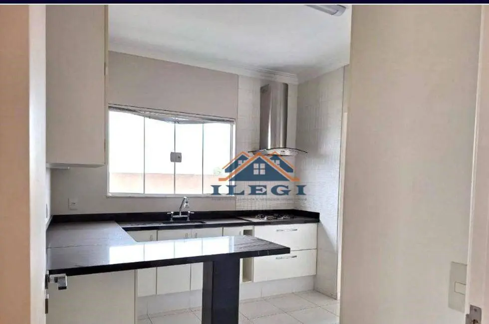 Foto 8 de Casa de Condomínio com 3 quartos à venda, 350m2 em Louveira - SP