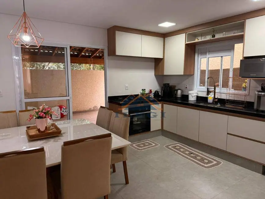 Foto 7 de Casa de Condomínio com 3 quartos à venda, 130m2 em Louveira - SP