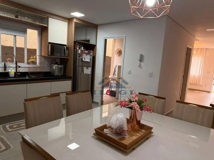 Foto 4 de Casa de Condomínio com 3 quartos à venda, 130m2 em Louveira - SP