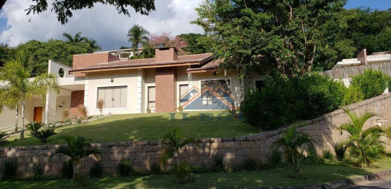 Foto 2 de Casa de Condomínio com 3 quartos à venda, 1342m2 em Vinhedo - SP