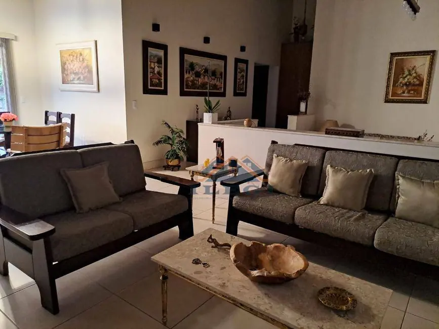 Foto 7 de Casa de Condomínio com 3 quartos à venda, 1342m2 em Vinhedo - SP