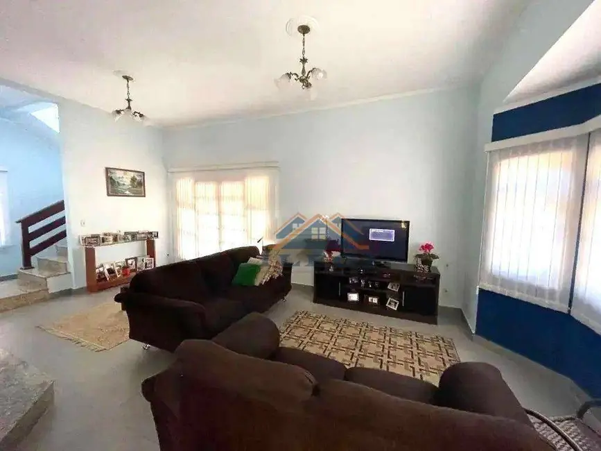 Foto 5 de Casa de Condomínio com 3 quartos à venda, 456m2 em Louveira - SP