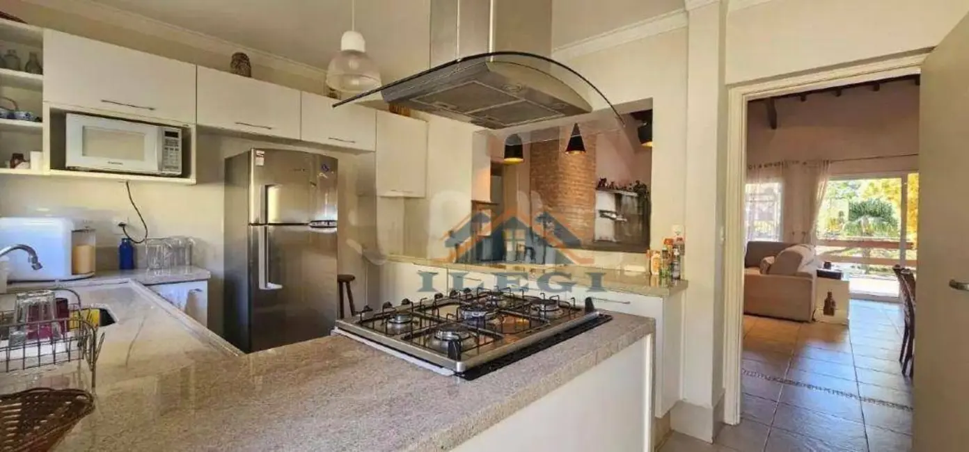 Casa de Condomínio com 3 quartos para alugar, 800m2 em Vista Alegre, Vinhedo - SP - imagem 6 Foto 6 de Casa de Condomínio com 3 quartos para alugar, 800m2 em Vista Alegre, Vinhedo - SP