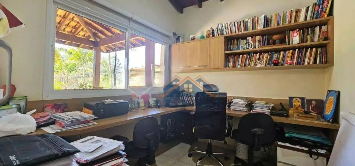 Casa de Condomínio com 3 quartos para alugar, 800m2 em Vista Alegre, Vinhedo - SP - imagem 9 Foto 9 de Casa de Condomínio com 3 quartos para alugar, 800m2 em Vista Alegre, Vinhedo - SP