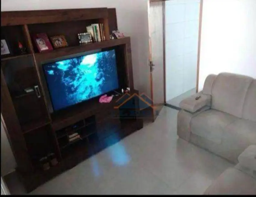 Foto 2 de Casa com 4 quartos à venda, 180m2 em Vinhedo - SP
