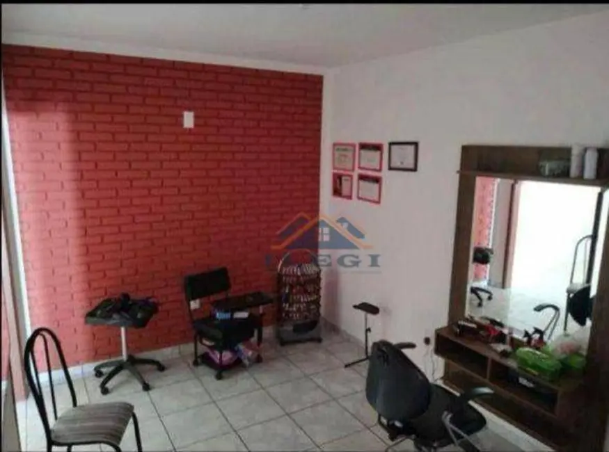 Foto 9 de Casa com 4 quartos à venda, 180m2 em Vinhedo - SP