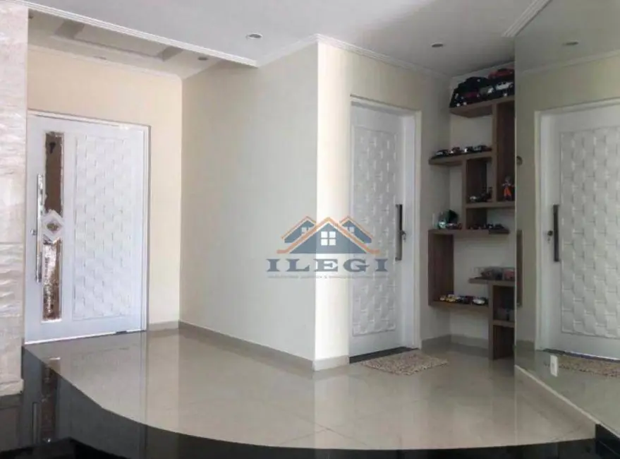 Foto 5 de Casa com 4 quartos à venda, 360m2 em Pinheirinho, Vinhedo - SP