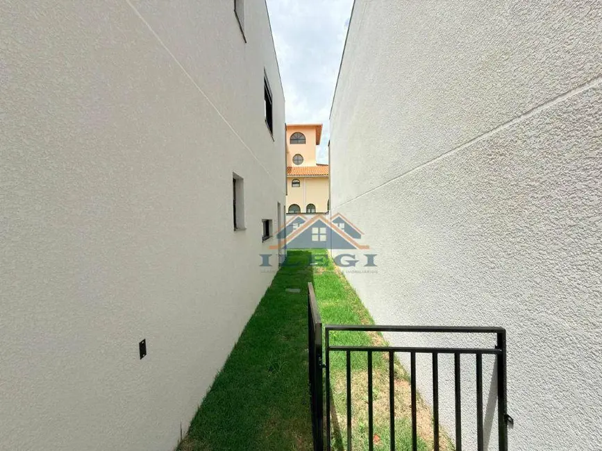 Foto 3 de Casa de Condomínio com 3 quartos para alugar, 155m2 em Cachoeira, Vinhedo - SP