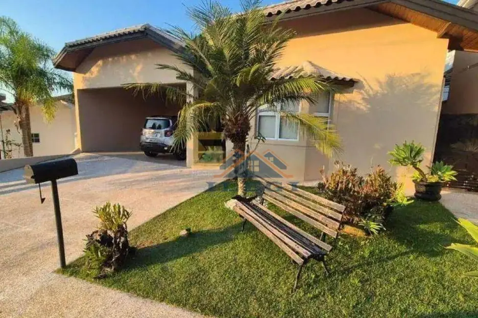 Foto 1 de Casa de Condomínio com 3 quartos para alugar, 368m2 em Bosque, Vinhedo - SP