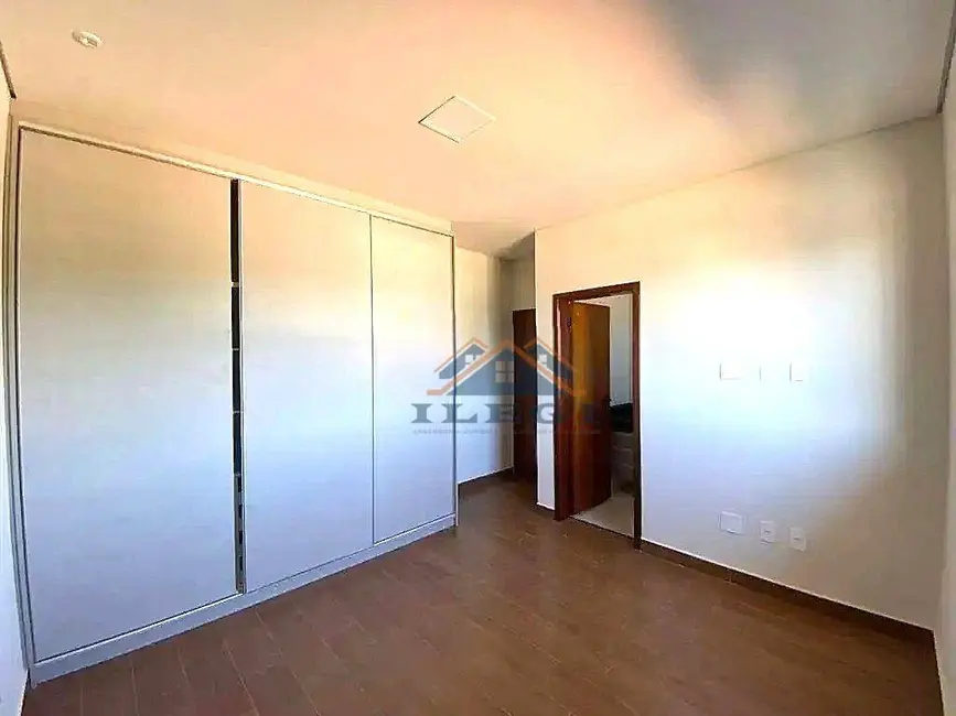 Foto 9 de Casa de Condomínio com 3 quartos à venda e para alugar, 600m2 em Bosque, Vinhedo - SP