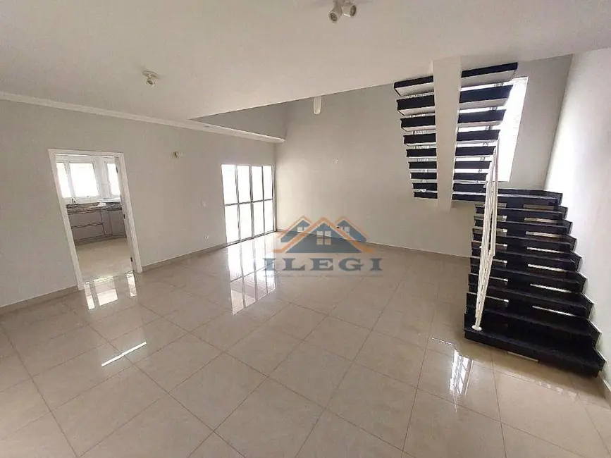 Foto 9 de Casa de Condomínio com 3 quartos à venda e para alugar, 250m2 em Bosque, Vinhedo - SP