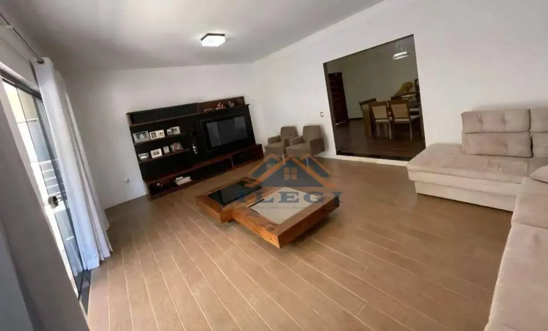 Foto 4 de Casa de Condomínio com 4 quartos à venda e para alugar, 364m2 em Bosque, Vinhedo - SP