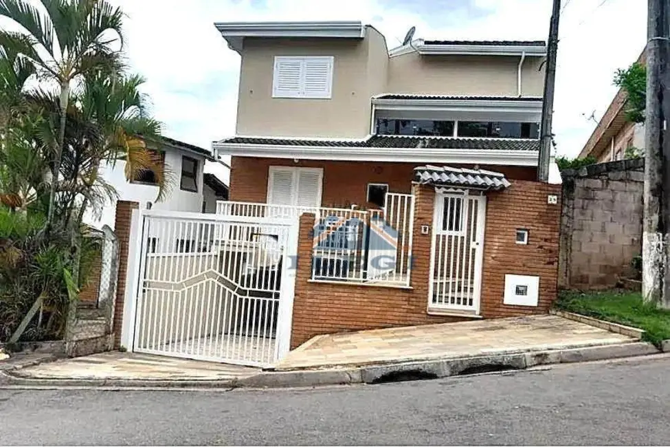 Foto 1 de Casa com 5 quartos para alugar, 258m2 em Caixa D´Água, Vinhedo - SP