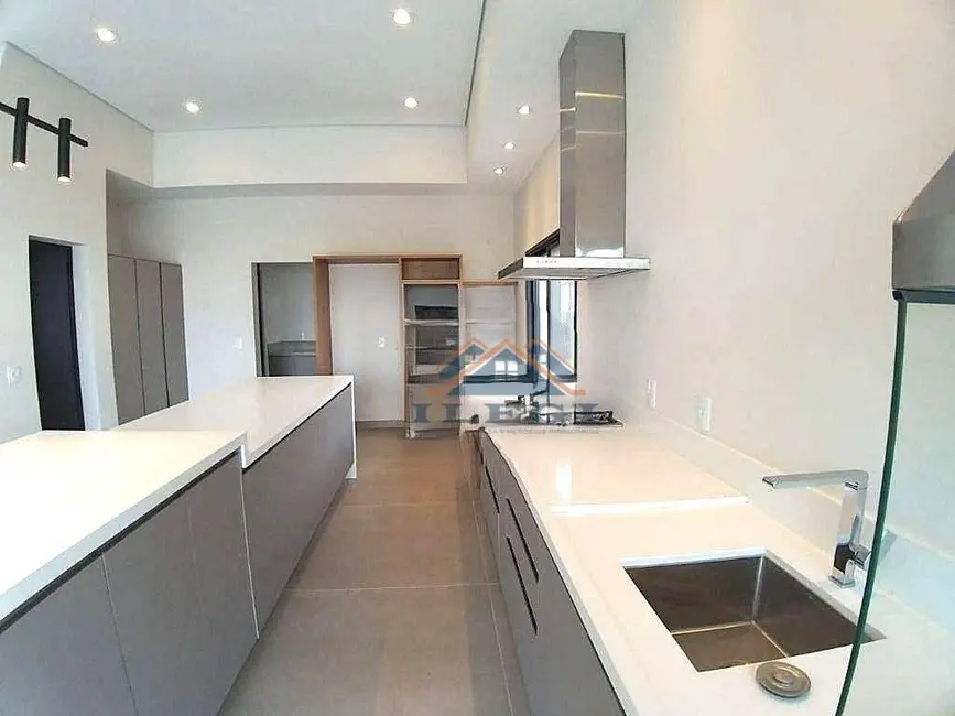 Foto 3 de Casa de Condomínio com 4 quartos à venda e para alugar, 800m2 em Monte Alegre, Vinhedo - SP