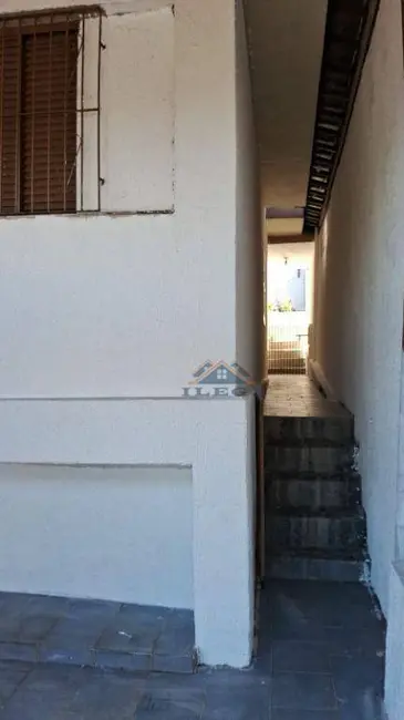 Foto 6 de Casa com 2 quartos à venda, 250m2 em Centro, Vinhedo - SP