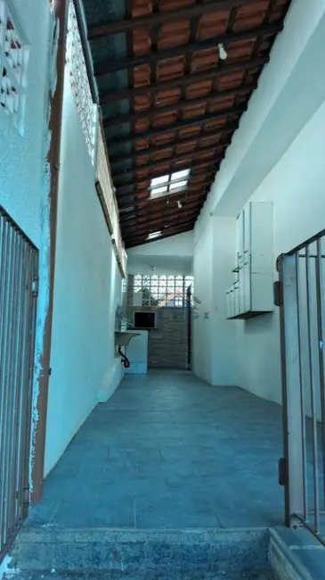 Foto 1 de Casa com 2 quartos à venda, 250m2 em Centro, Vinhedo - SP