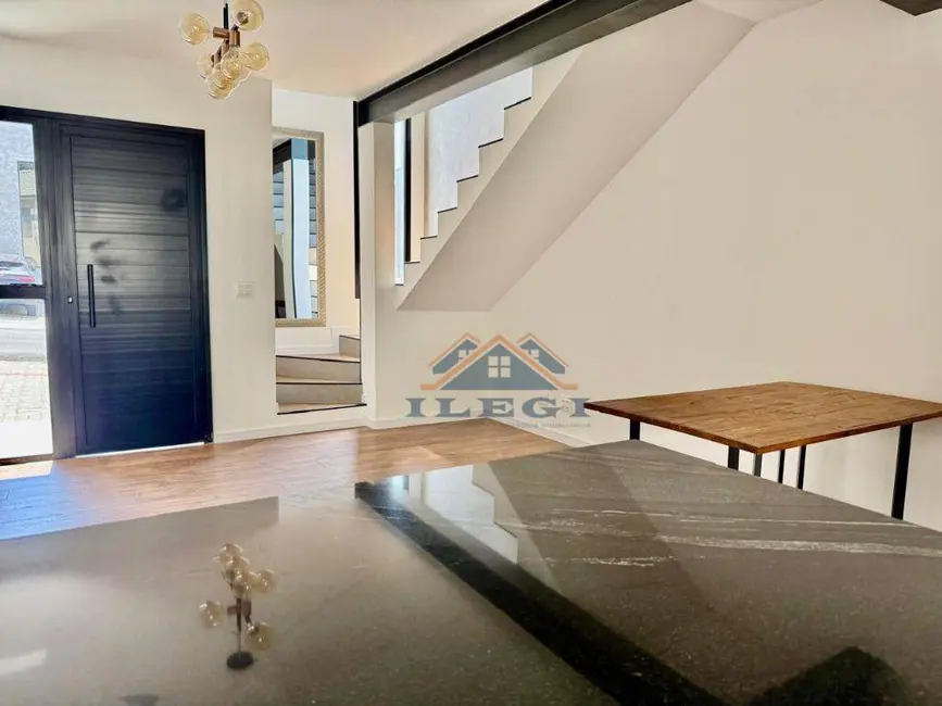 Foto 4 de Casa de Condomínio com 2 quartos para alugar, 82m2 em Louveira - SP