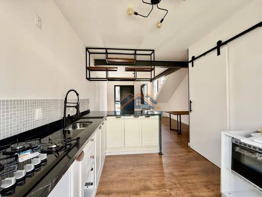 Foto 6 de Casa de Condomínio com 2 quartos para alugar, 82m2 em Louveira - SP