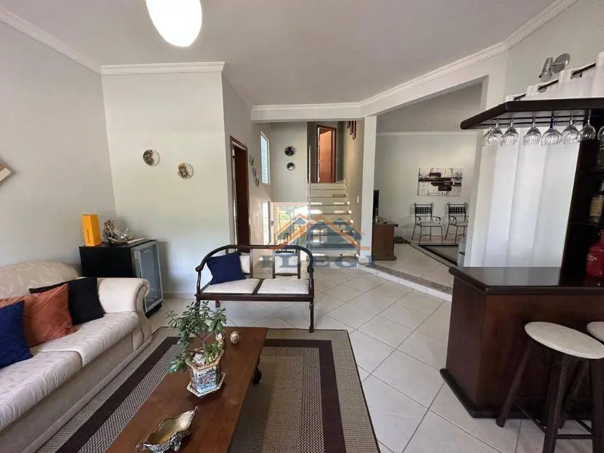 Foto 3 de Casa de Condomínio com 3 quartos à venda, 375m2 em Bosque, Vinhedo - SP