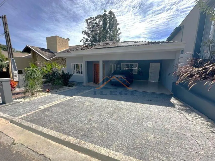 Foto 1 de Casa de Condomínio com 3 quartos à venda, 375m2 em Bosque, Vinhedo - SP
