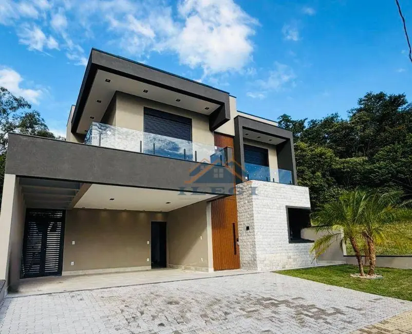 Foto 1 de Casa de Condomínio com 3 quartos à venda, 460m2 em Louveira - SP