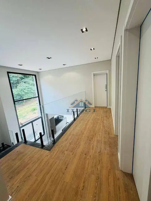 Foto 7 de Casa de Condomínio com 3 quartos à venda, 460m2 em Louveira - SP